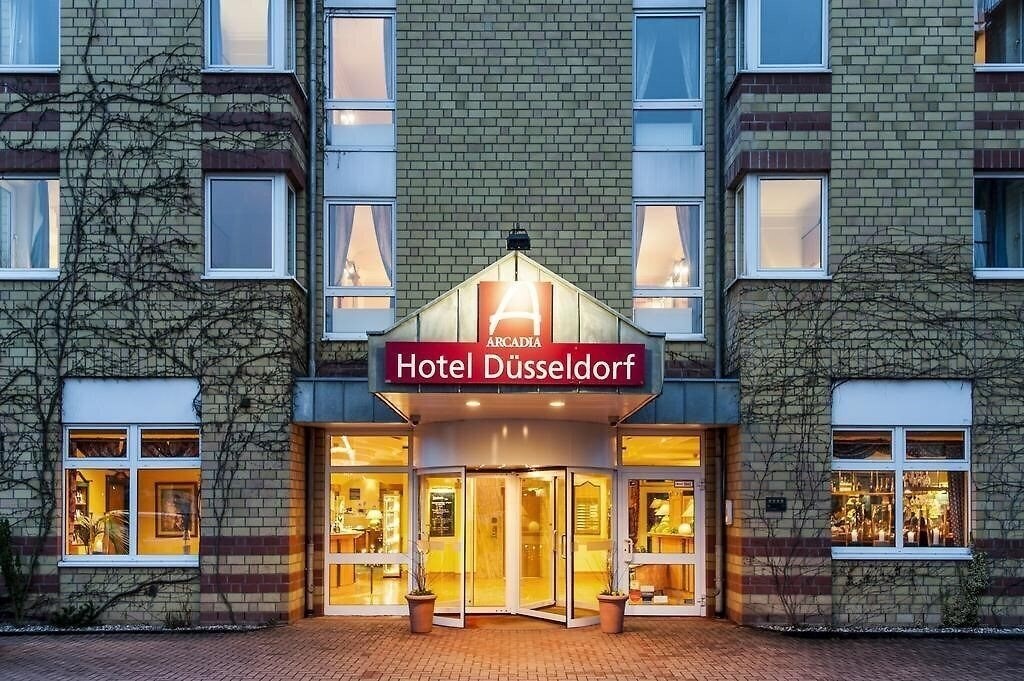 Отель Arcadia Dusseldorf 4*